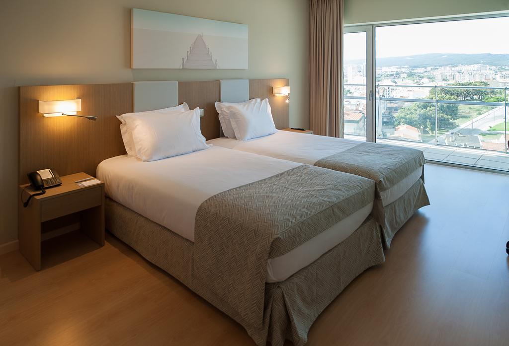 Eurostars Oasis Plaza Hotel Figueira da Foz Exterior photo