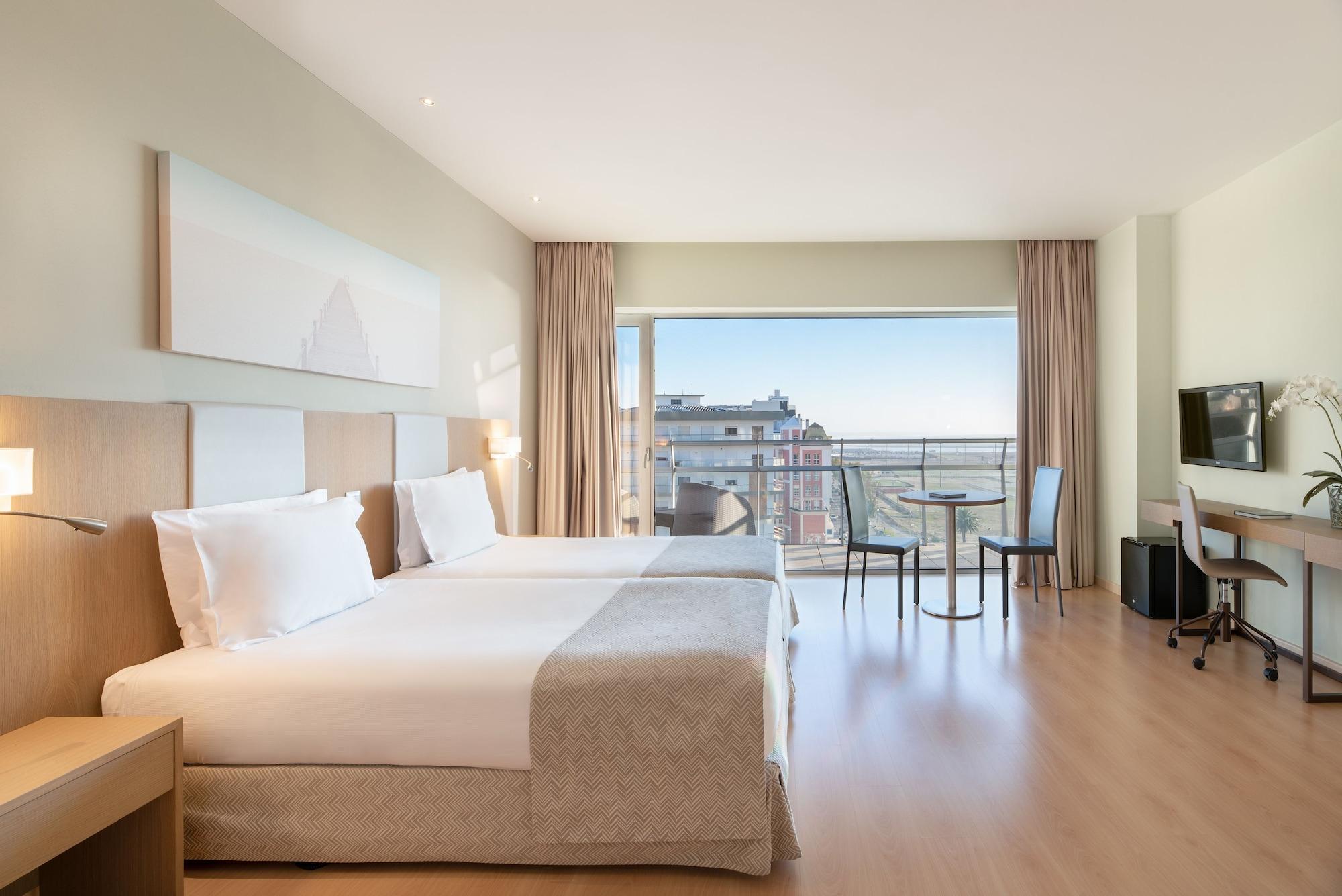 Eurostars Oasis Plaza Hotel Figueira da Foz Exterior photo